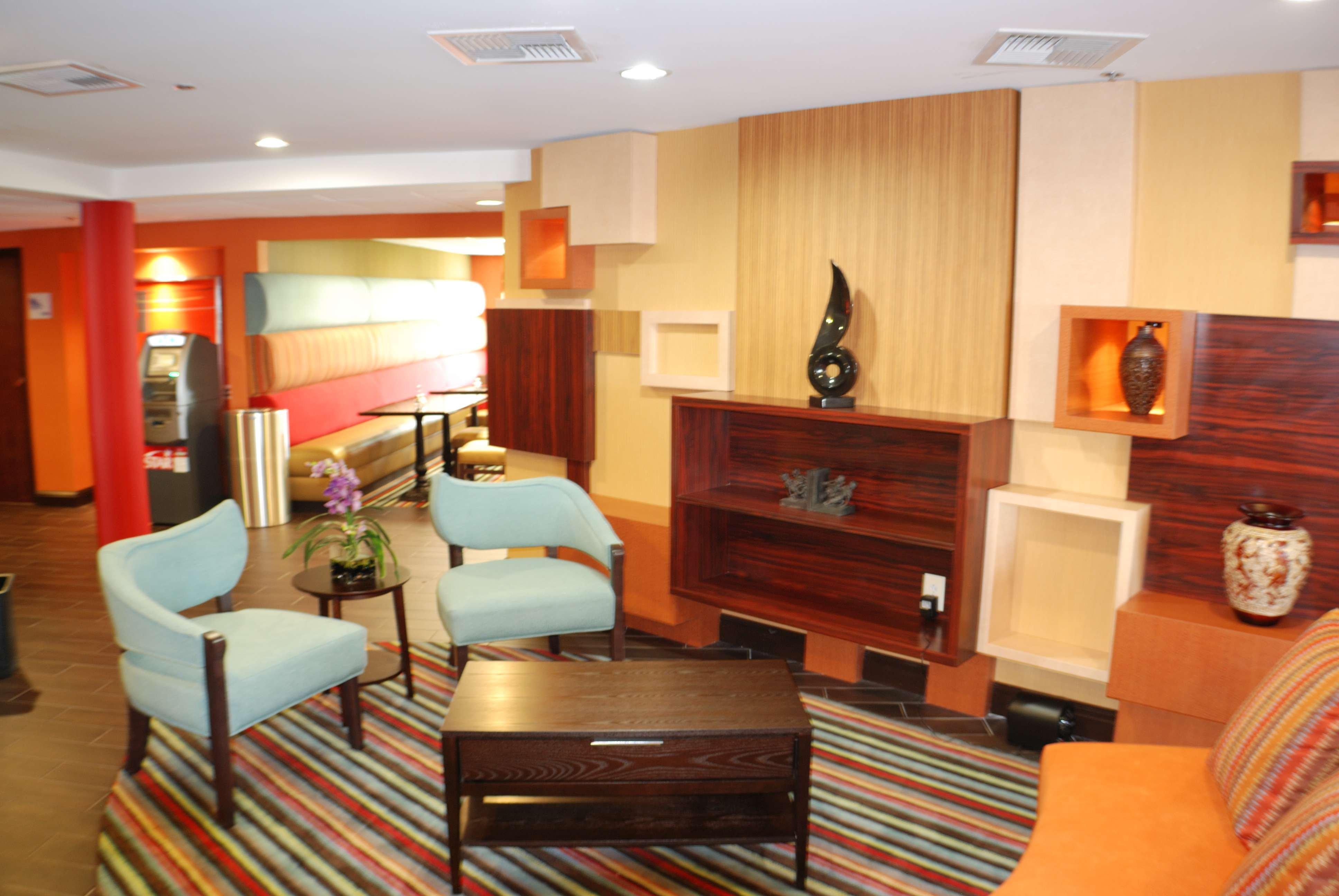 Holiday Inn Express Nashville W-I40 By Ihg Dış mekan fotoğraf