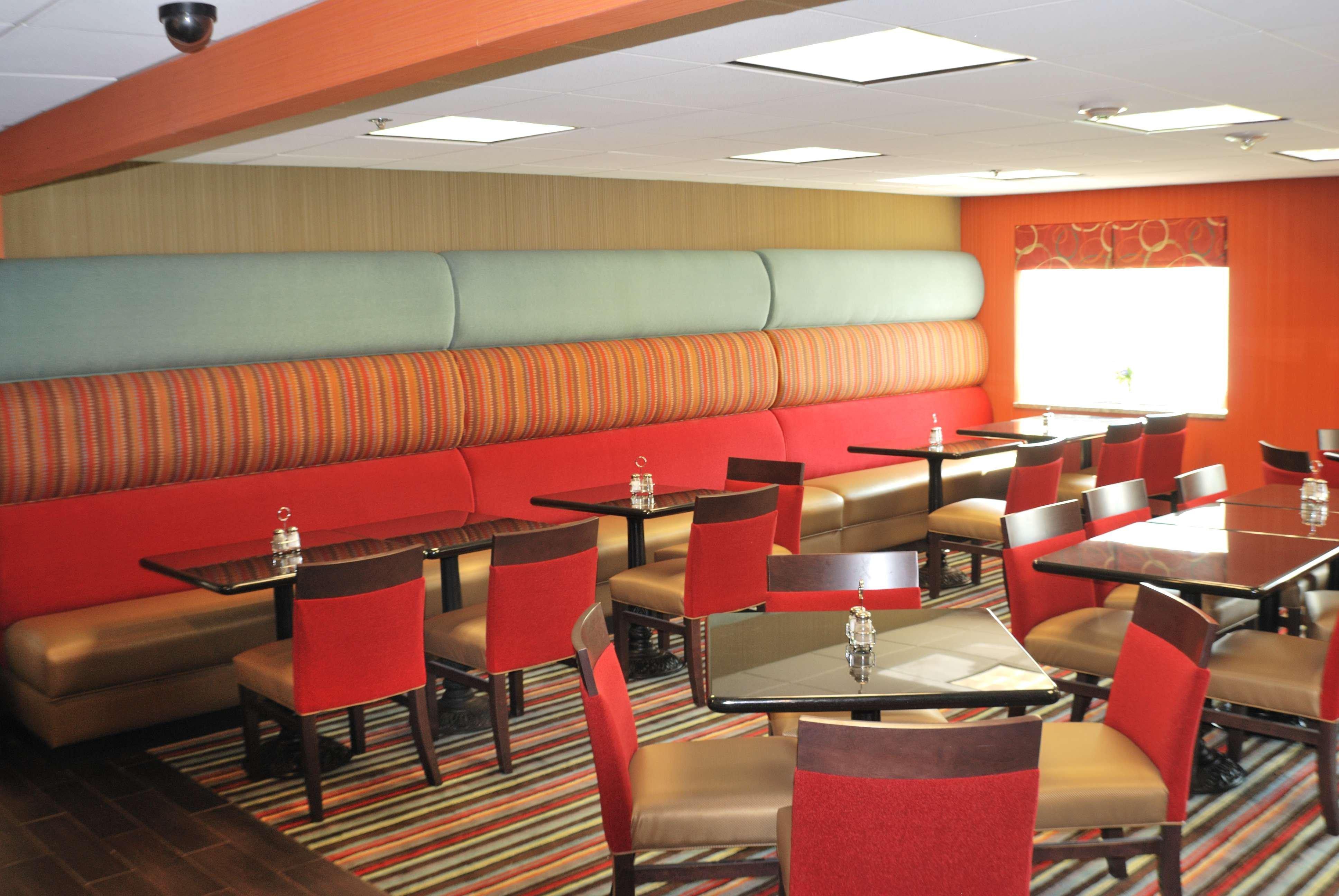 Holiday Inn Express Nashville W-I40 By Ihg Dış mekan fotoğraf